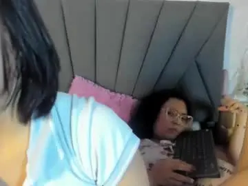 Chaturbate Best live sex cam show of mia_roux13