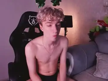 Chaturbate Live Porn of trevorbenson