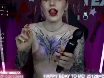 Chaturbate Nude Webcam of amywhitenessxx