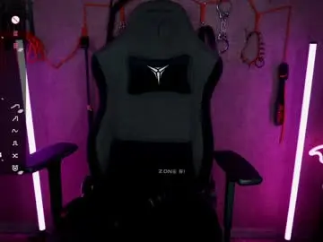 Chaturbate Live Porn of amywhitenessxx