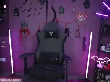Chaturbate Live Sex Cam of amywhitenessxx