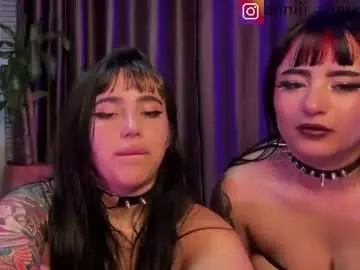 Chaturbate Free Live Porn of annie_snow_