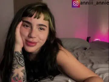 Chaturbate Free Live Porn of annie_snow_