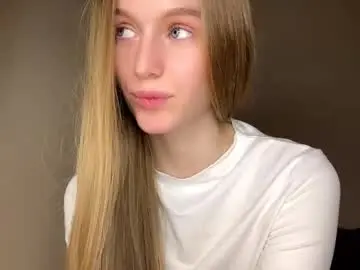 Chaturbate Watch Live Sex Cams of antionettepulgarin