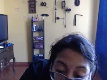 Chaturbate Free Live Porn of violetsexhot999