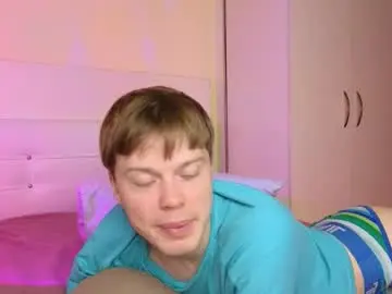 Chaturbate Live Sex Cam of cameron_crowly