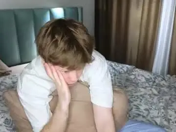Chaturbate Watch Live Sex Cams of cameron_crowly