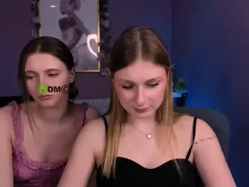 Chaturbate Adult Webcams of flora_ri