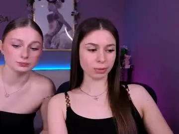 Chaturbate Adult Video Chat of flora_ri