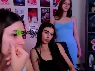 Chaturbate Live Sex of flora_ri