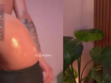Chaturbate Free Live Porn of nicdani_1