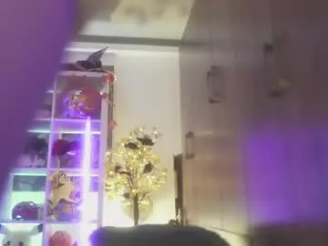 Chaturbate Live Sex of pinkloly69