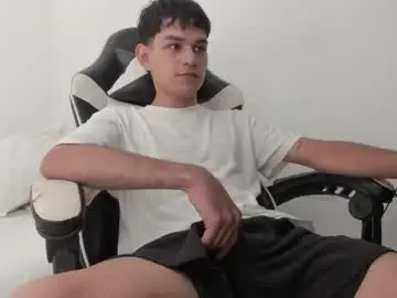 Chaturbate Free Live Porn of ronaldmq20