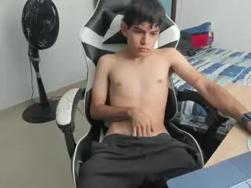 Chaturbate Adult Webcams of ronaldmq20