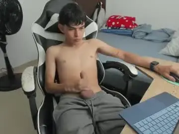 Chaturbate Watch Live Sex Cams of ronaldmq20