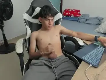 Chaturbate Sex Cam of ronaldmq20