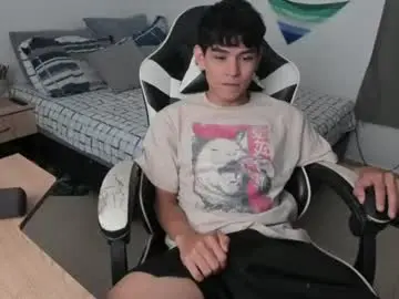 Chaturbate Watch Live Sex Cams of ronaldmq20