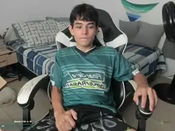 Chaturbate Sex Cam of ronaldmq20