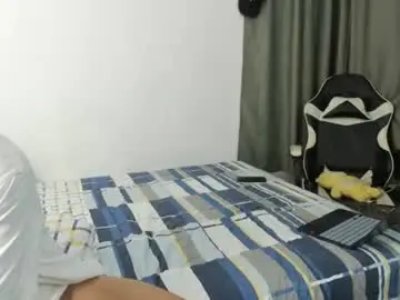 Chaturbate Nude Webcam of ronaldmq20