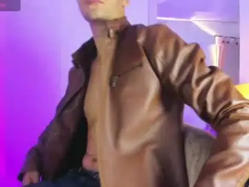 Chaturbate Watch Live Sex Cams of wolfkyng