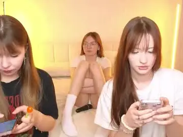 Chaturbate Nude Webcam of _reverse_gang_