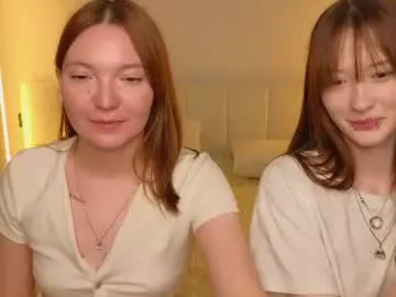 Chaturbate Live Sex Cam of _reverse_gang_