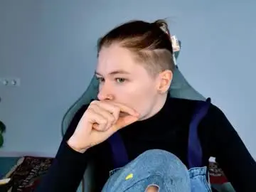 Chaturbate Live Sex of chillsnail_bro