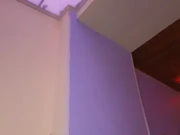 Chaturbate Live Sex Cam of clara_evanss