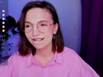 Chaturbate Watch Live Sex Cams of kindhazelhere_