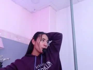 Chaturbate Free Porn Cam of laura_golden1