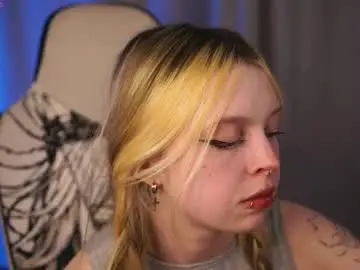 Chaturbate Nude Webcam of leiladwight