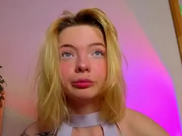 Chaturbate Adult Webcams of melinakittyy