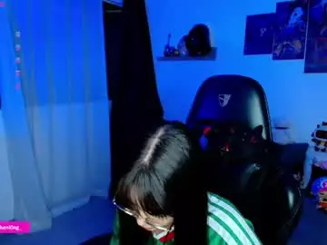 Chaturbate Live Sex Cam of nicorobinn
