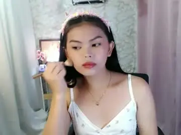 Chaturbate Adult Video Chat of yourlovelytranspinay