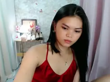 Chaturbate Free Porn Cam of yourlovelytranspinay