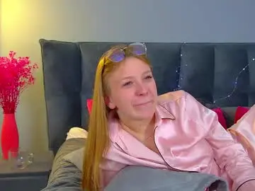 Chaturbate Live Sex Cam of beatricebinoche