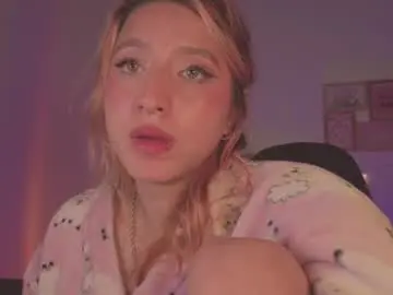 Chaturbate Live Sex of cinderella_lewis