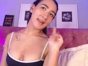 Chaturbate Live Sex Cam of nikibrice
