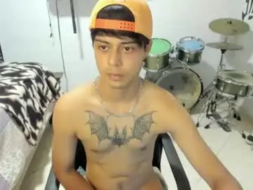 Chaturbate Live Sex of ben_falcon