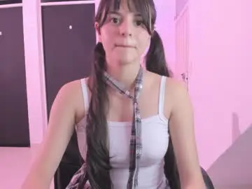 Chaturbate Nude Webcam of coralinexxx07