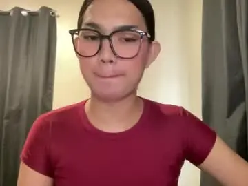 Chaturbate Nude Webcam of milkyhottie_slutxx