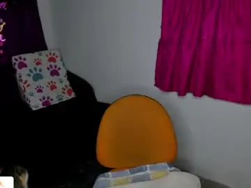 Chaturbate Nude Webcam of shairaclark_