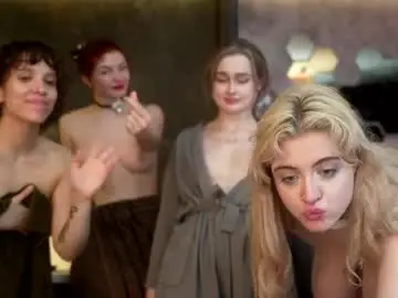 Chaturbate Free Porn Cam of sunnyfia