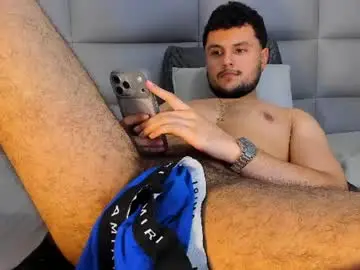 Chaturbate Free Live Porn of apoloklein_