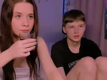 Chaturbate Live Sex Cam of coddleweeper