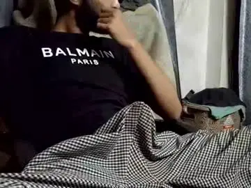 Chaturbate Live Sex Cam of desi_boy799417