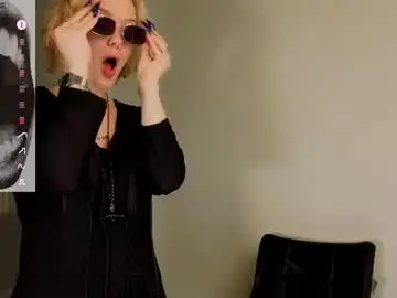 Chaturbate Live Sex Cam of evathority