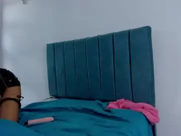 Chaturbate Live Sex of monica__04