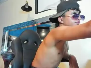 Chaturbate Watch Live Sex Cams of mr_dylan1