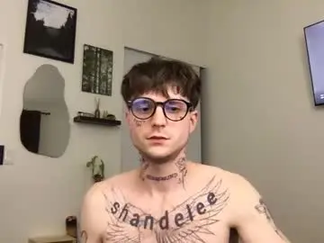 Chaturbate Sex Chat of prettyboyszn